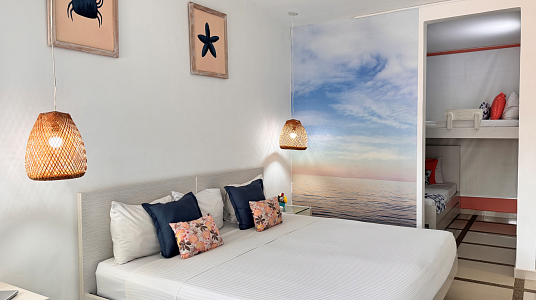 Double room with interior view