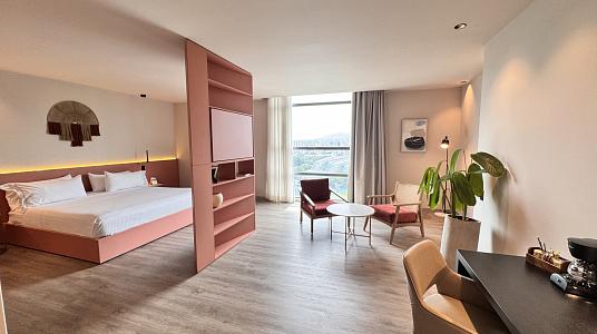Superior Junior Suite Essence