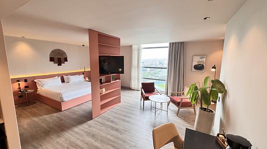 Superior Junior Suite Essence